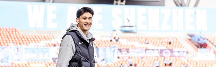 联赛冠军拼图！拜合拉木加盟成都蓉城！年仅23岁，已是国足主力！|转会|深圳新鹏城|亚冠精英|成都蓉城足球俱乐部|年轻球员转会_新浪体育_新浪新闻