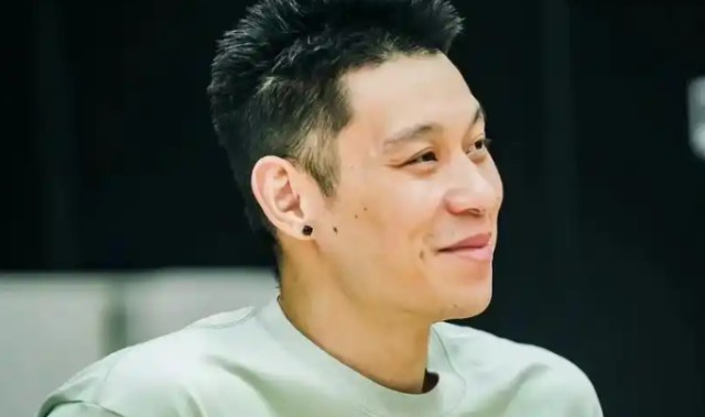 再见林疯狂！37岁林书豪正式宣布退役：告别15年职业生涯